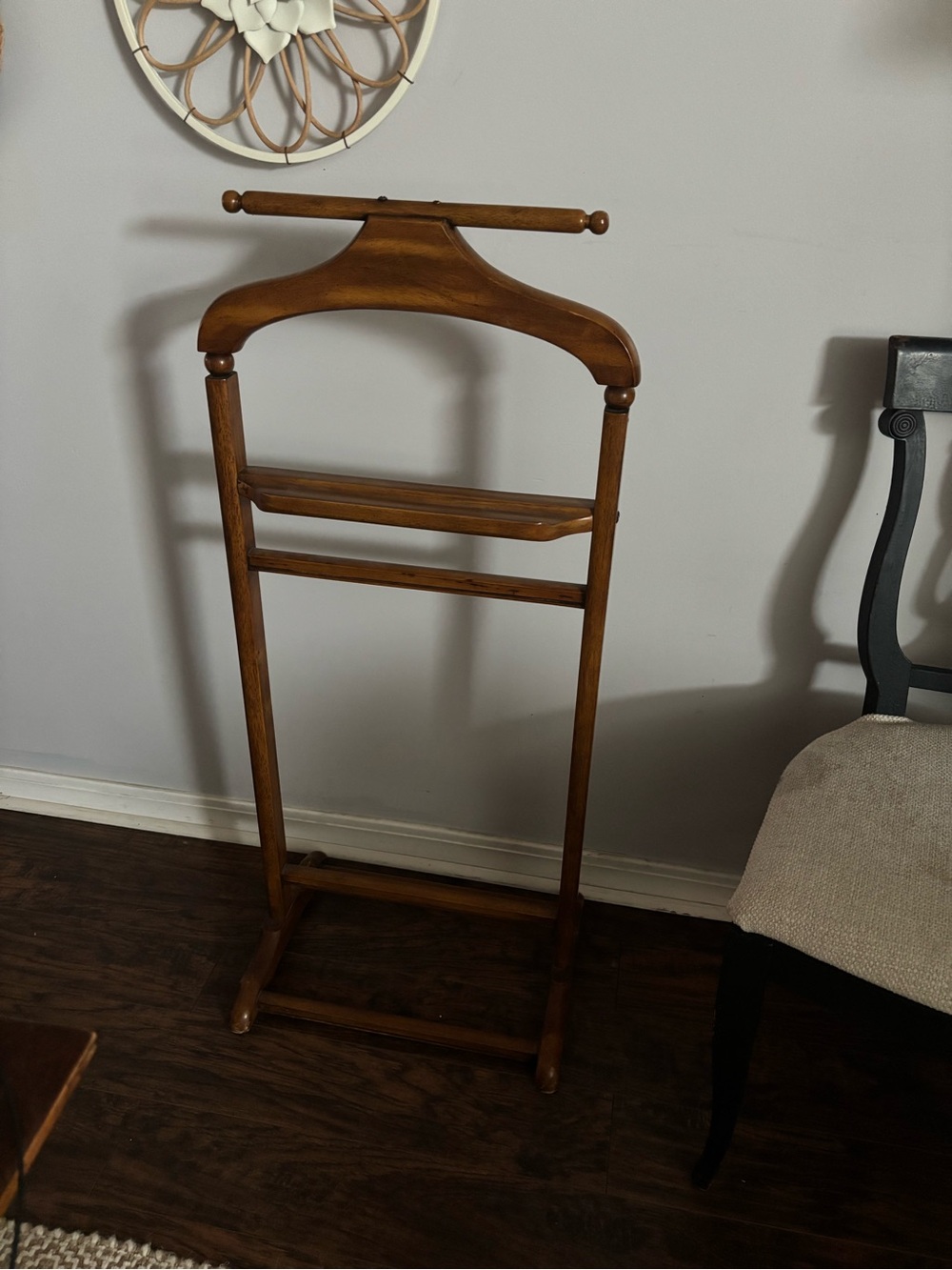 Vintage Brown Wooden Valet Stand - Classic Garment Organizer